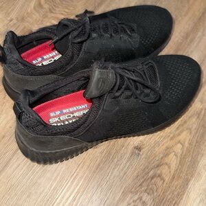 Sketchers black cloth slip resistant memory foam size 9.